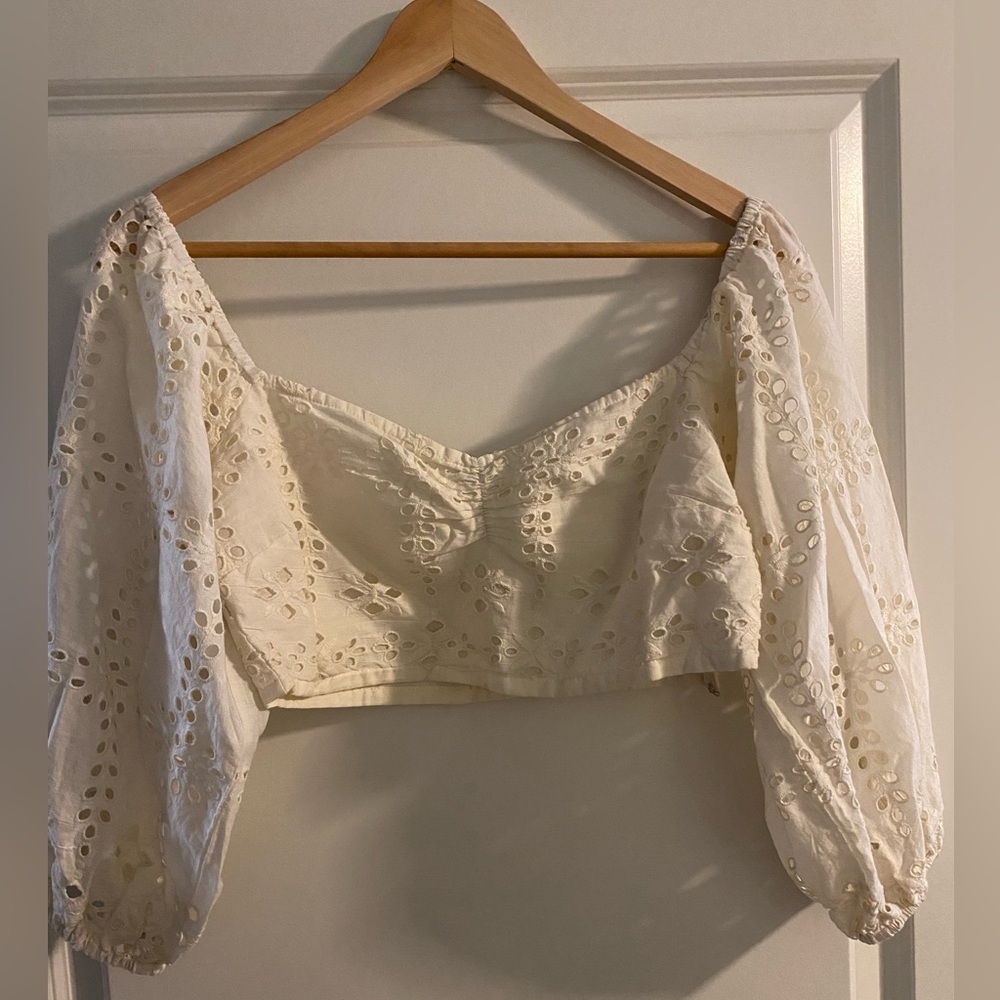 Winston White Top